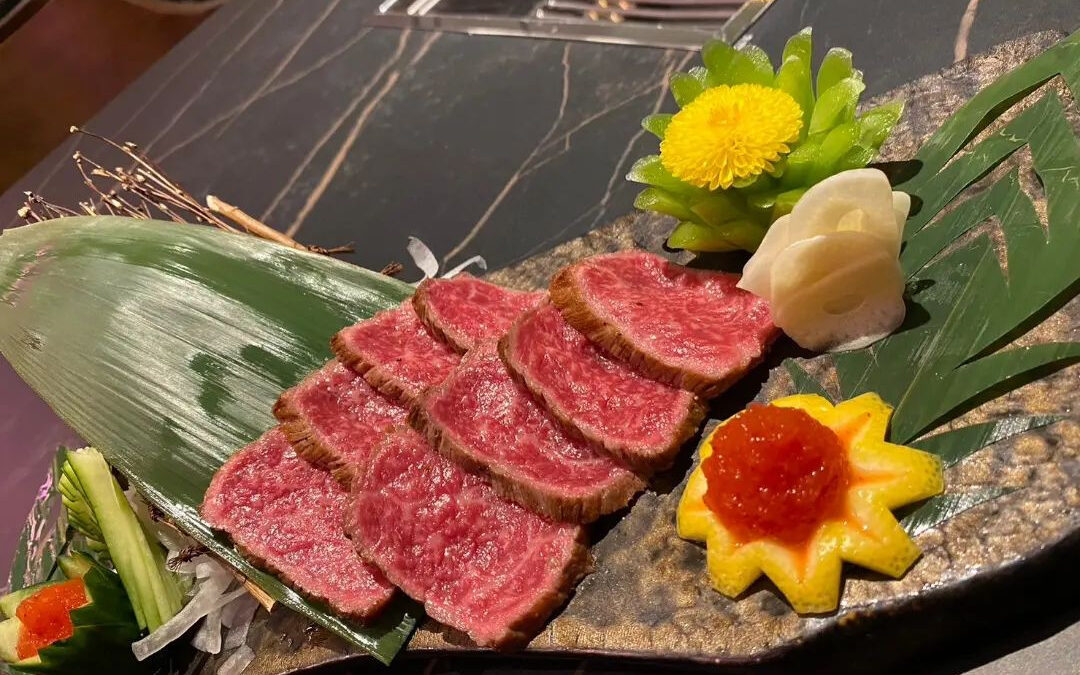 北新地中心にある【和牛焼肉 伍感(ごかん)】